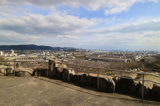 亀島山花と緑の丘公園 広場の絶景スポット写真（3）class=