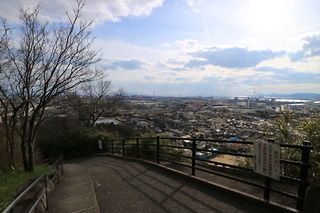 亀島山花と緑の丘公園 広場の絶景スポット写真（6）class=