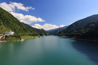 浦山ダムの絶景スポット写真（1）class=